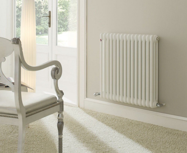 �������� Zehnder Charleston CH 3057/16 1270  RAL 9016